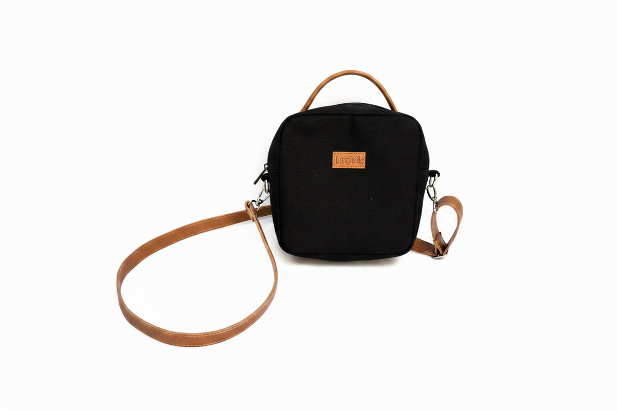 Black Chic Side Bag